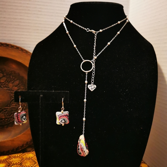 Viva Beads Y Shape Necklace with Psychedelic Pendant and Earring Set - Picture 10 of 16